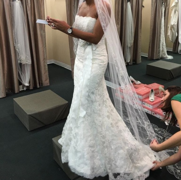 Maggie Sottero Lace Wedding Dress - Picture 2 of 10